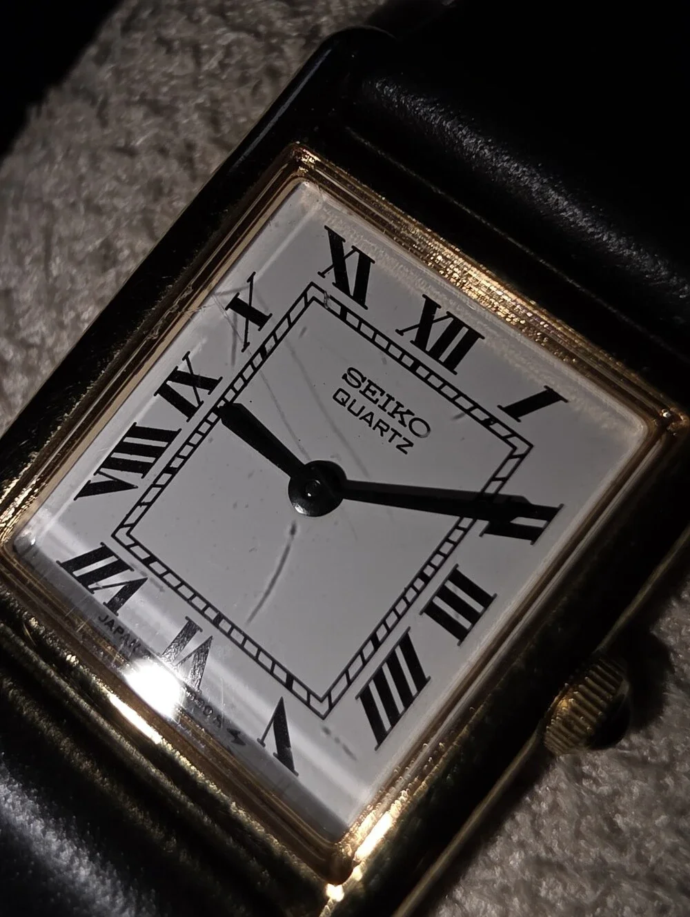 VTG Seiko 2Y00 5479 Gold Tone White Dial Roman Numeral 17mm Tank Watch WORKS